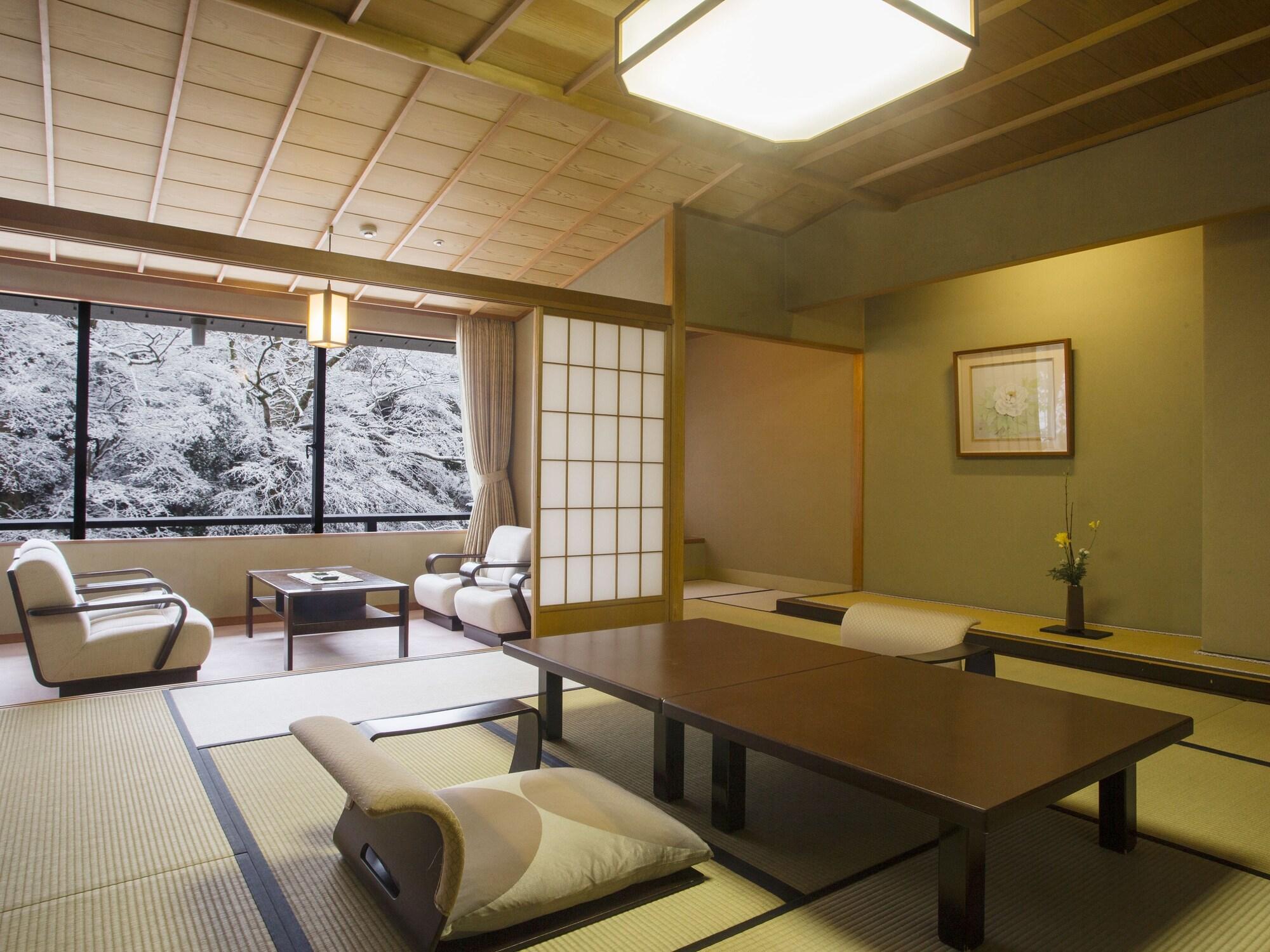 Yamanakaonsen Hanamurasaki Кага Екстериор снимка
