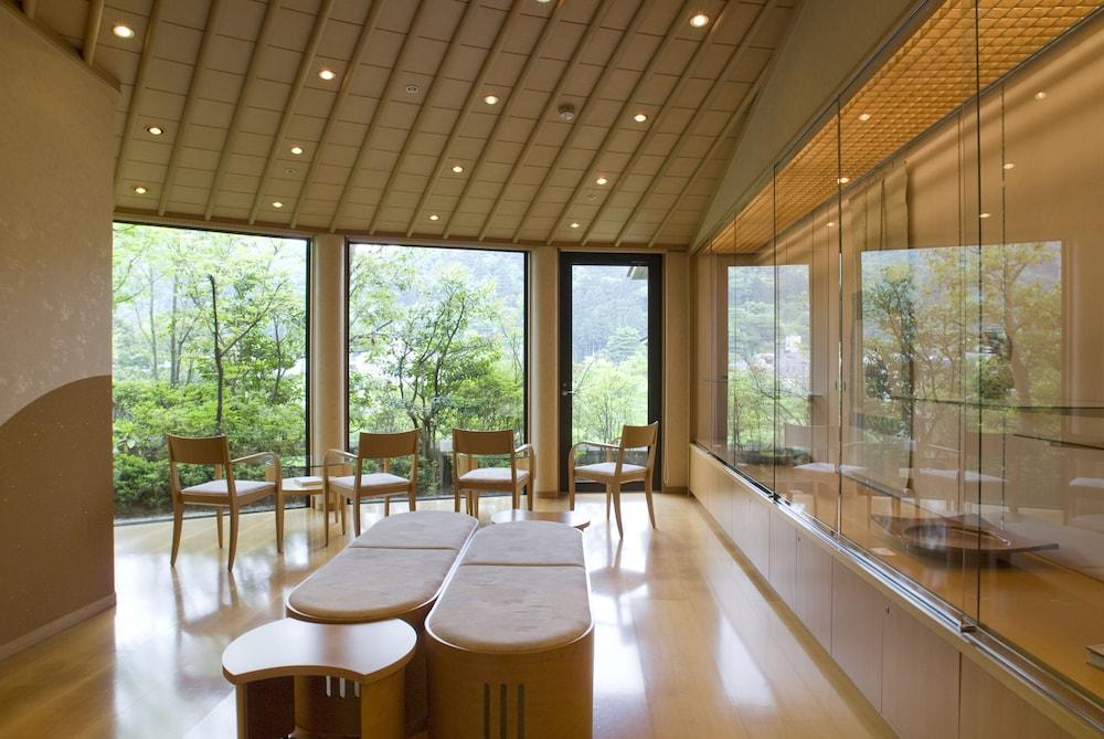 Yamanakaonsen Hanamurasaki Кага Екстериор снимка